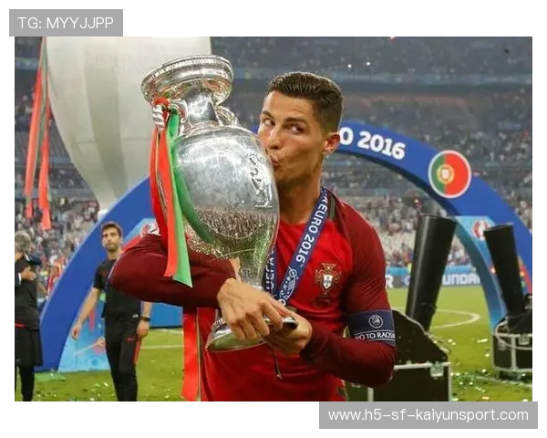 本菲卡盯C罗式冲击节奏：以梦想编织未来的足球笔记