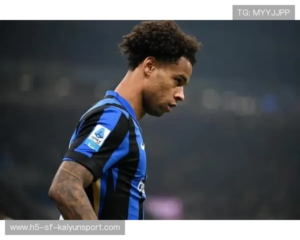 贾沙里伤愈回归，米兰球迷集体庆祝